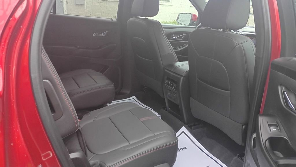 Used 2023 Chevrolet Traverse RS w/ LPO, Floor Liner Package AWD/4WD image 12