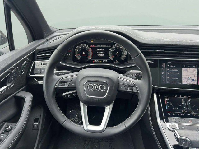 Certified 2025 Audi Q7 3.0T Premium Plus image 10