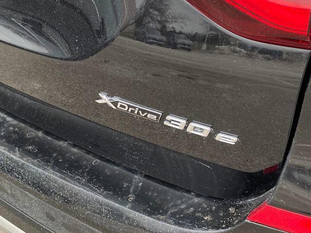 Used 2021 BMW X3 xDrive30e image 9