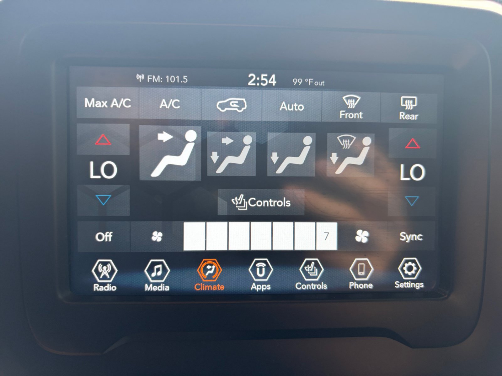 Used 2019 Jeep Renegade Limited AWD/4WD image 23