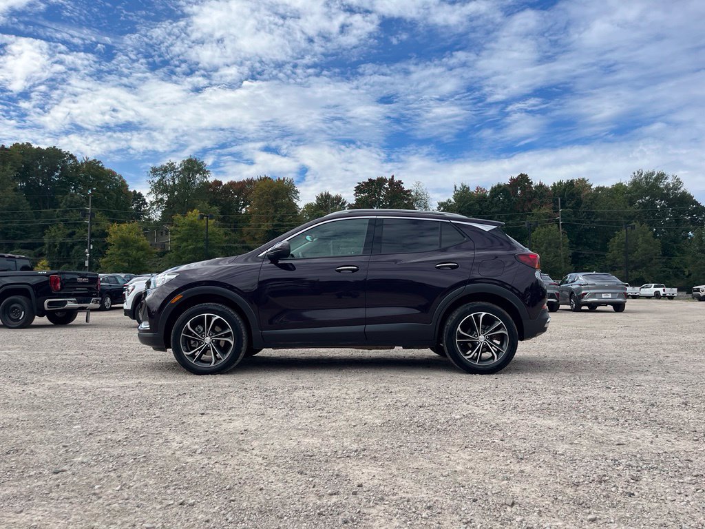 Used 2021 Buick Encore GX Essence AWD/4WD image 17
