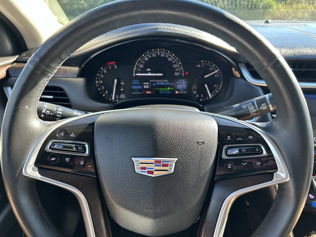 Used 2018 Cadillac XTS Luxury FWD image 32