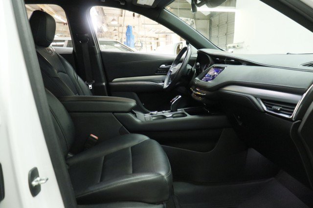 Used 2020 Cadillac XT4 Premium Luxury FWD image 22