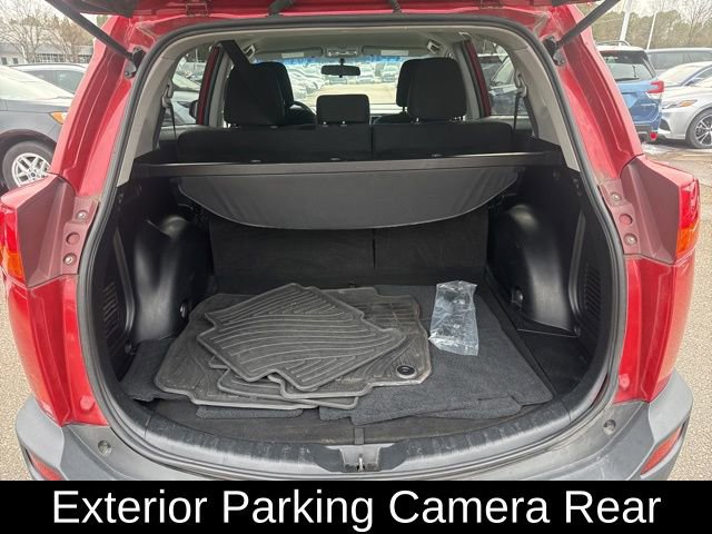 Used 2015 Toyota RAV4 LE image 11
