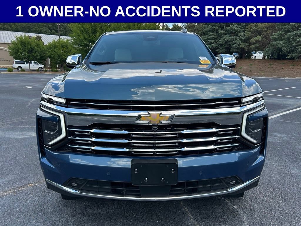 Used 2025 Chevrolet Suburban Premier w/ Sun And Tow Package RWD image 13