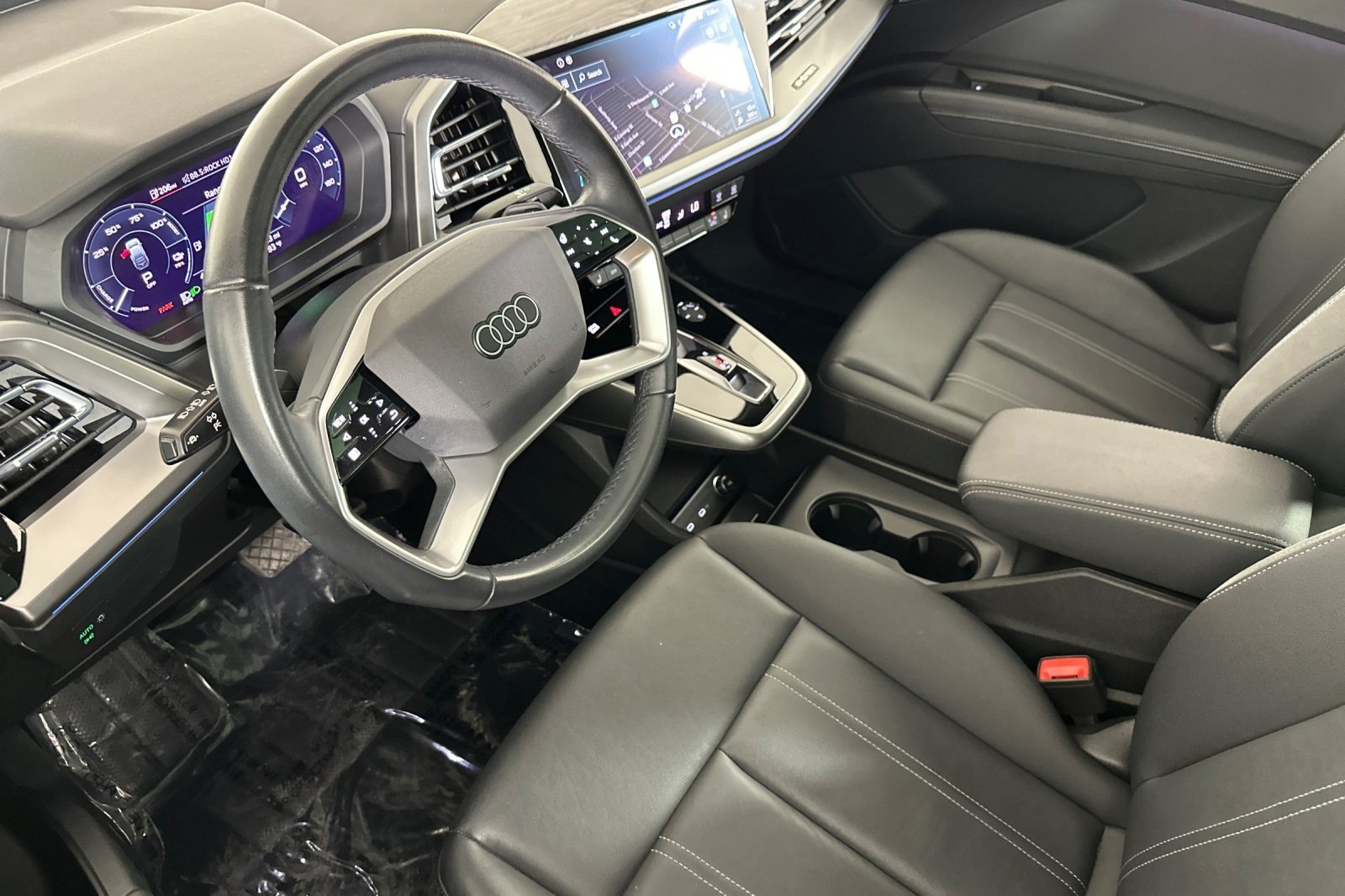Certified 2023 Audi Q4 e-tron Premium Plus w/ Premium Plus AWD/4WD image 9