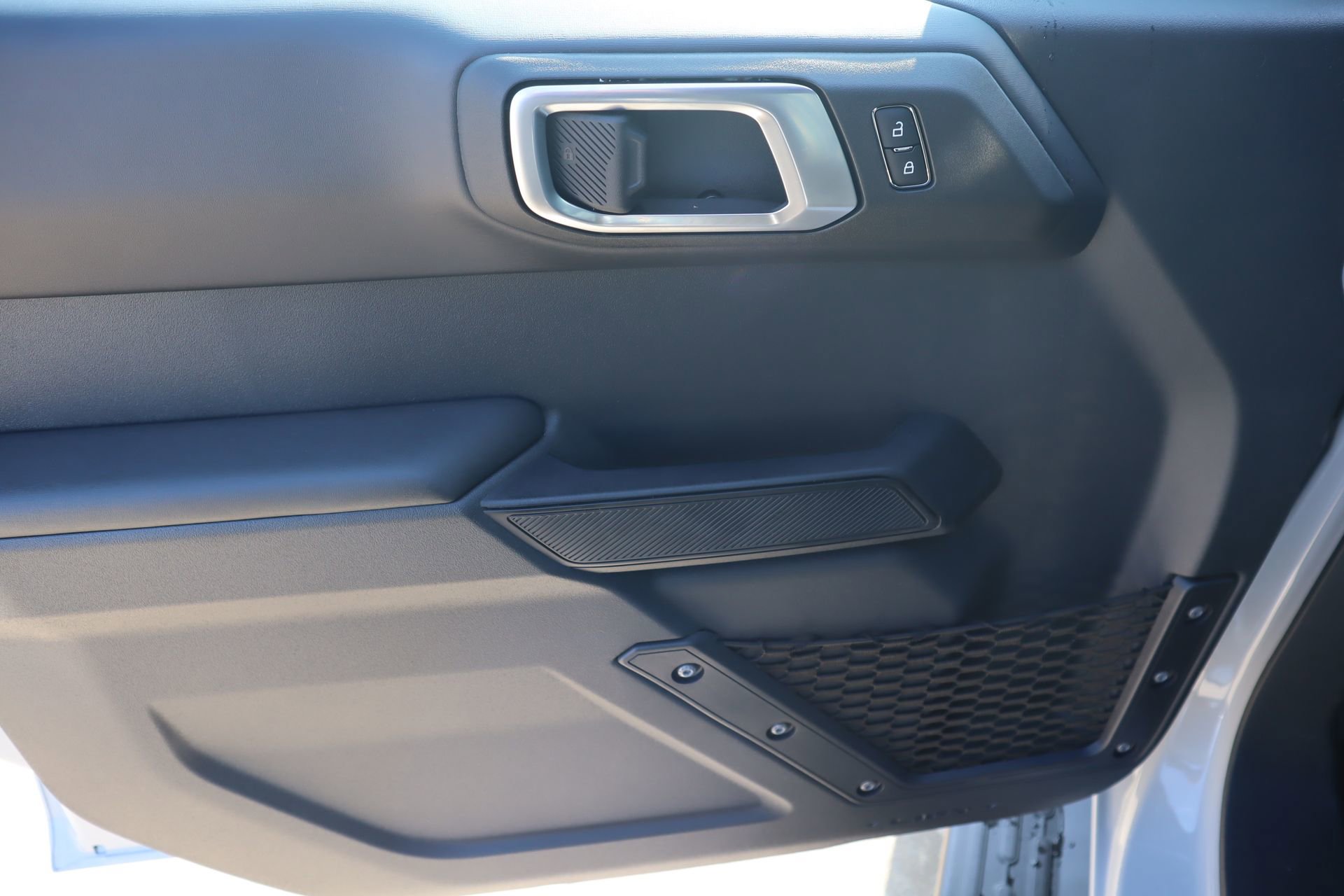 New 2026 Ford Bronco Outer Banks w/ Sasquatch Package AWD/4WD image 17