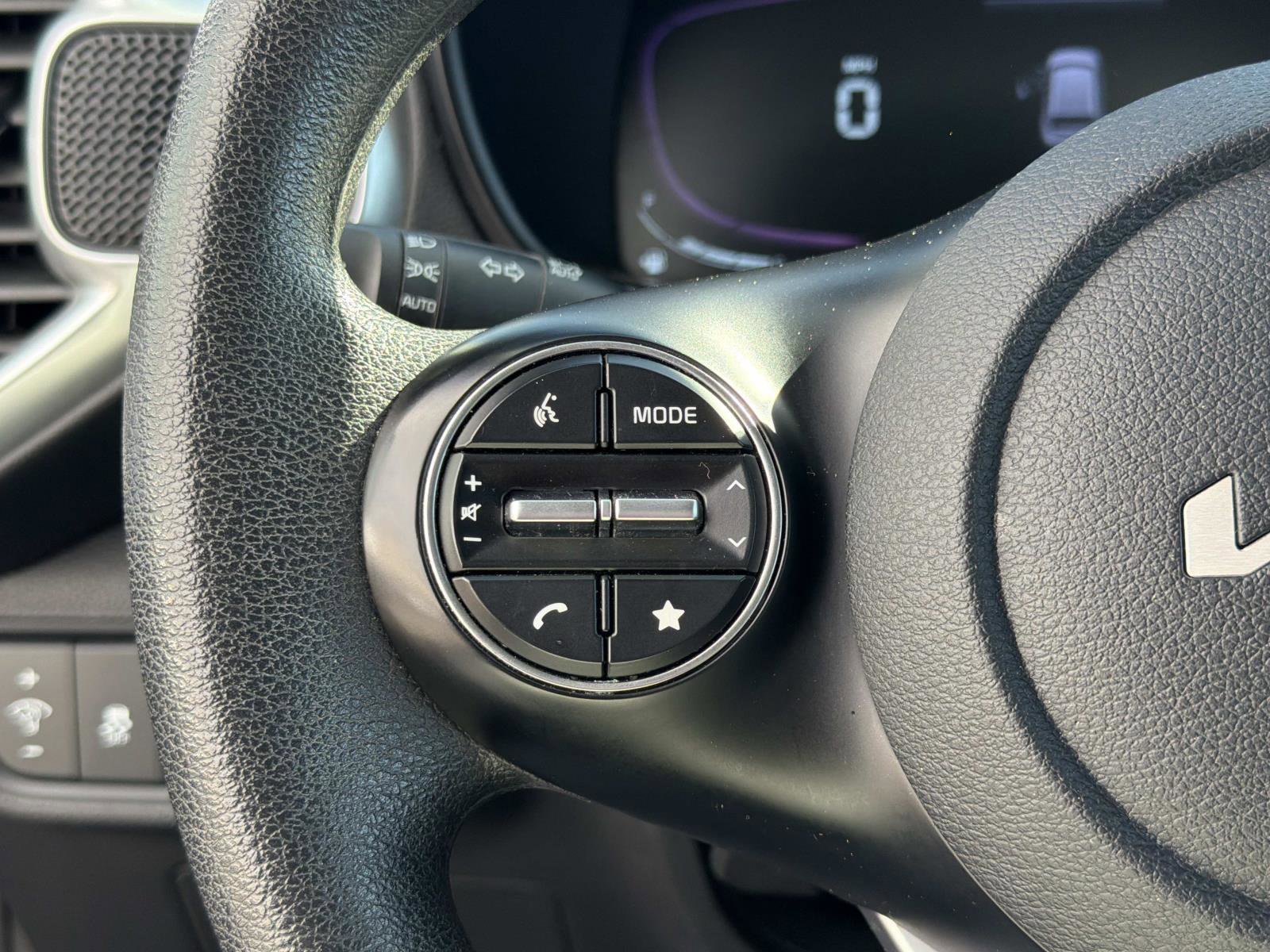 Used 2023 Kia Soul LX w/ Option Group 015 image 9