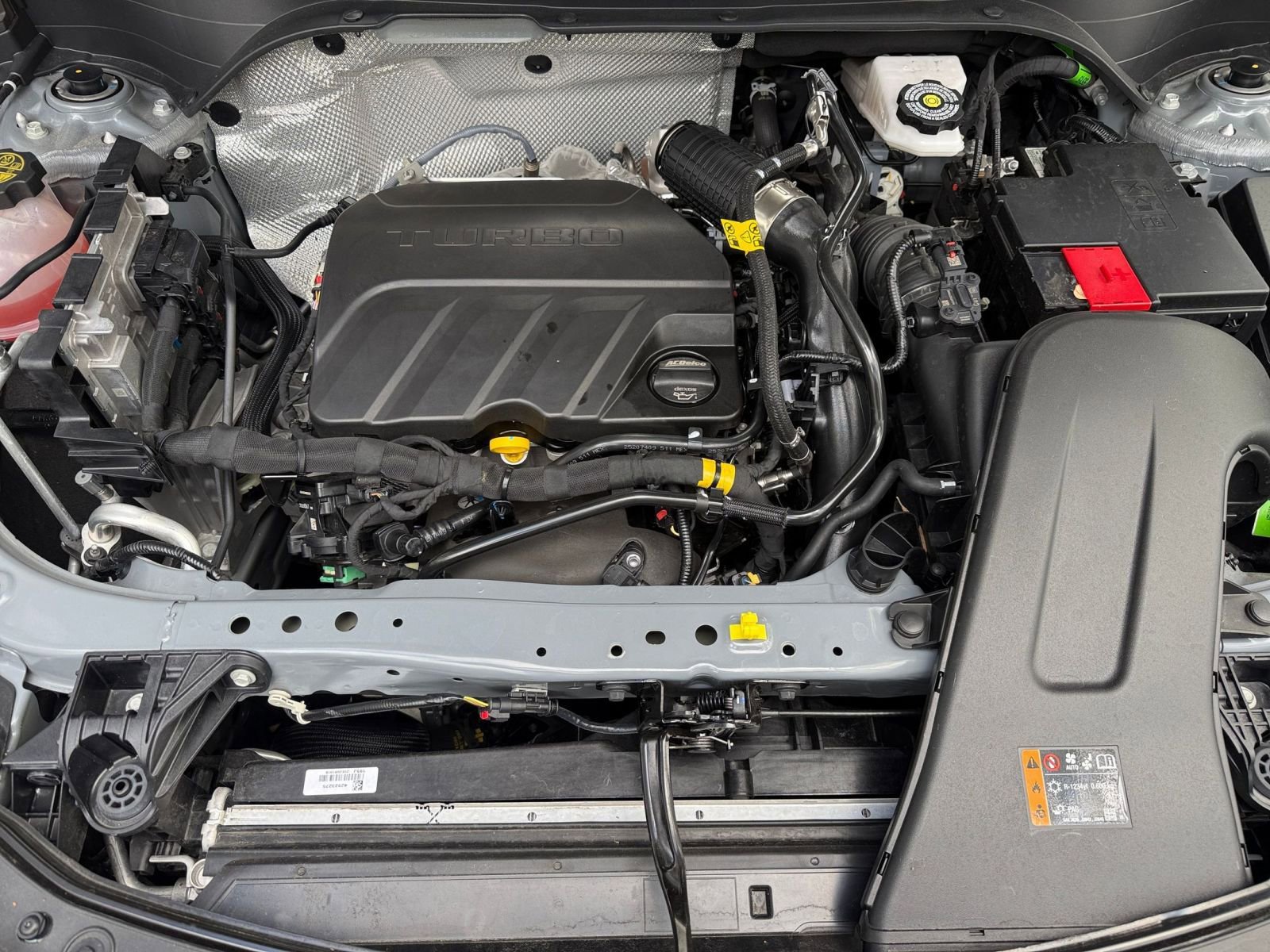 Used 2025 Buick Envista Preferred image 27