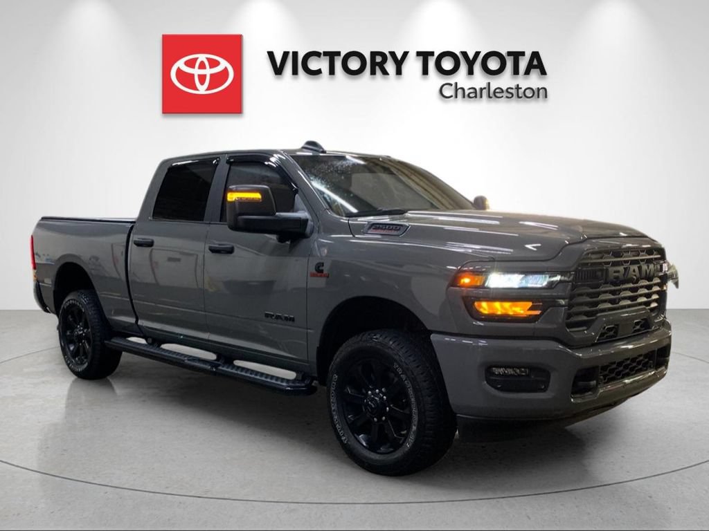 Used 2025 RAM 2500 Big Horn AWD/4WD image 5