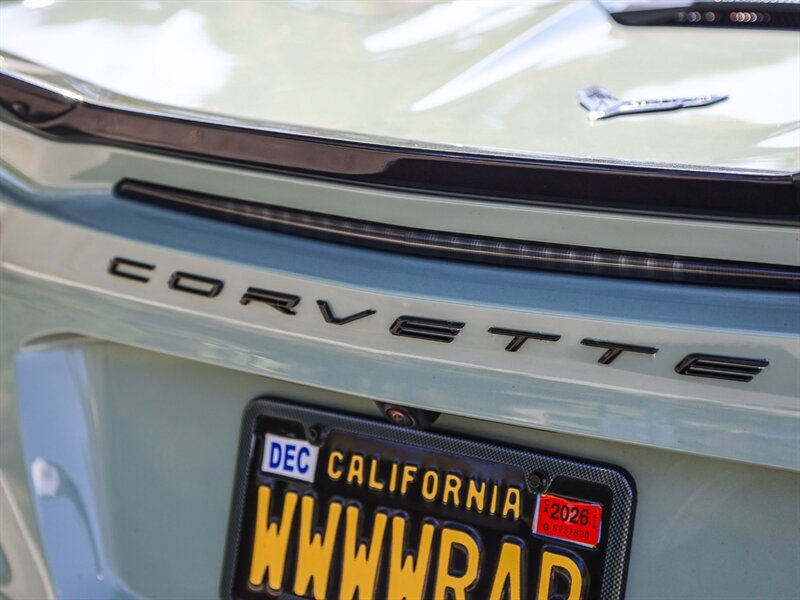Used 2024 Chevrolet Corvette Z06 RWD image 16