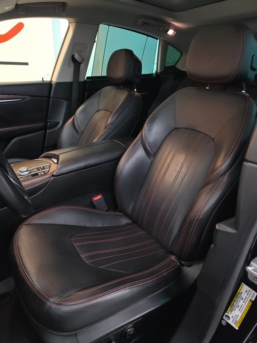 Used 2017 Maserati Levante w/ Luxury Package AWD/4WD image 48