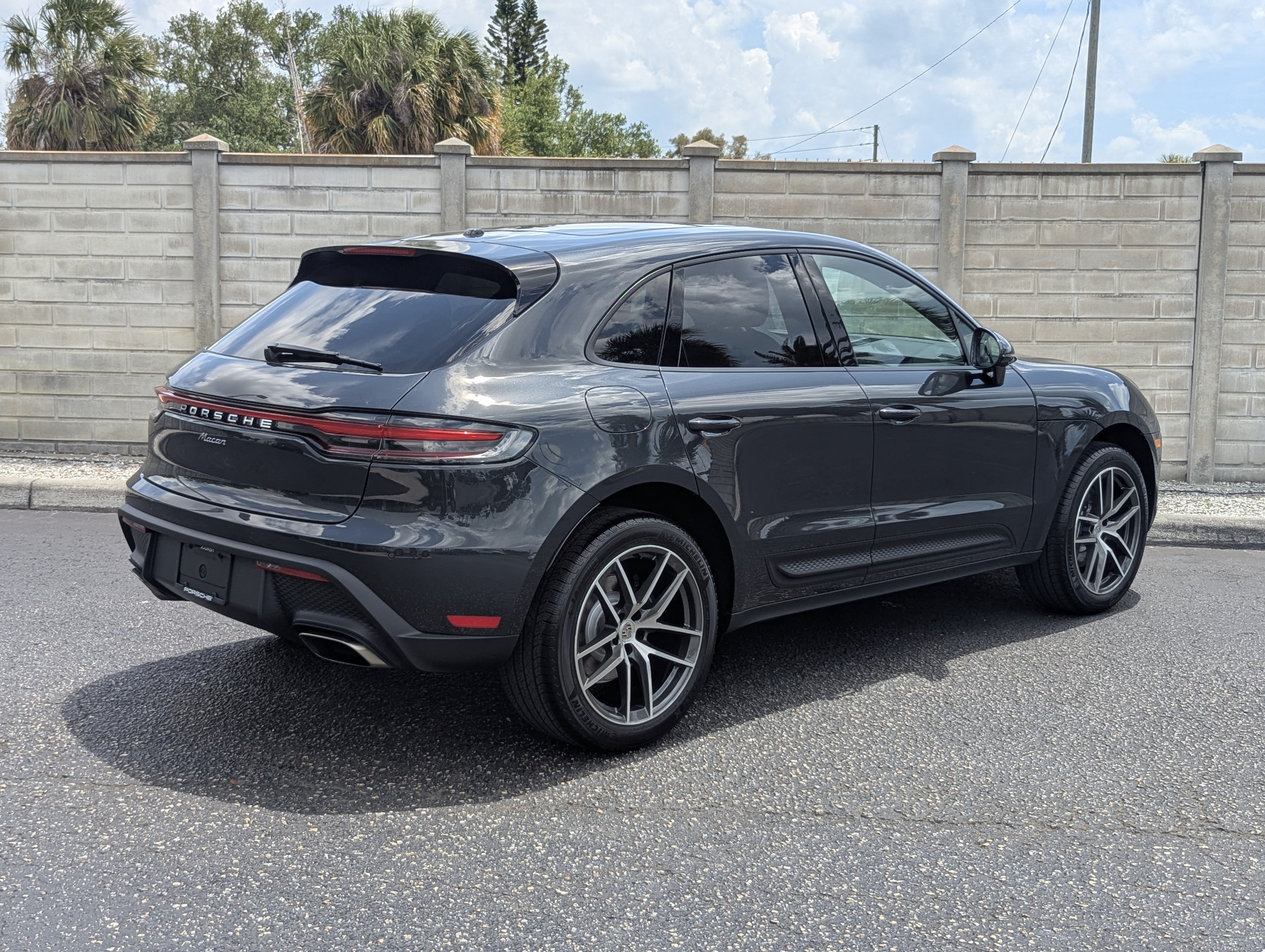 New 2026 Porsche Macan AWD/4WD image 8
