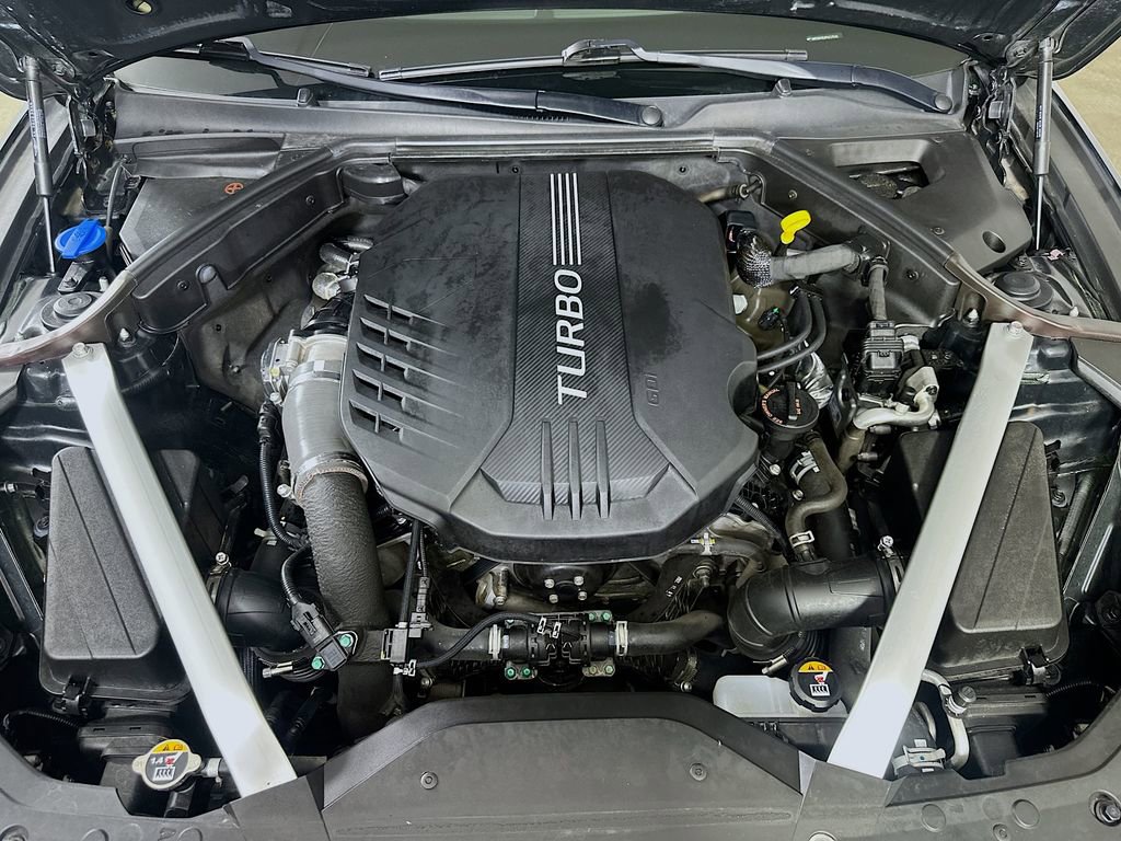 Used 2023 Genesis G70 3.3T w/ Sport Prestige Package image 9