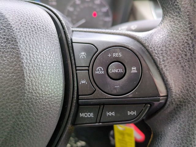 Used 2025 Toyota Corolla LE FWD image 23