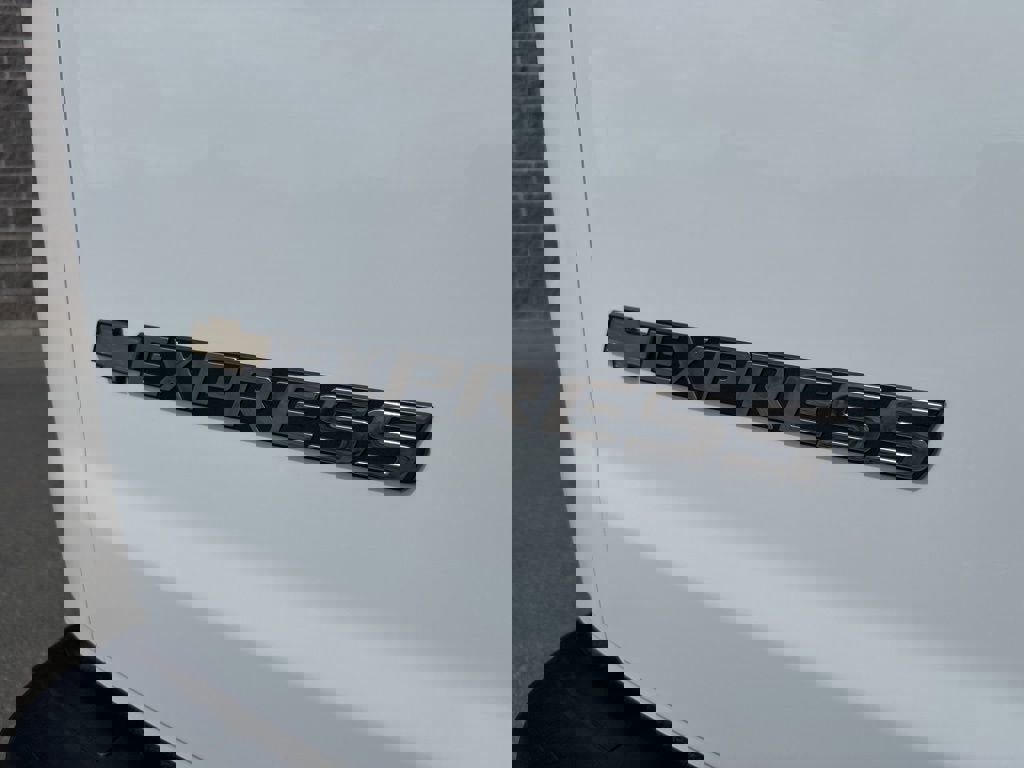 New 2025 Chevrolet Express 2500 w/ Driver Convenience Package image 7