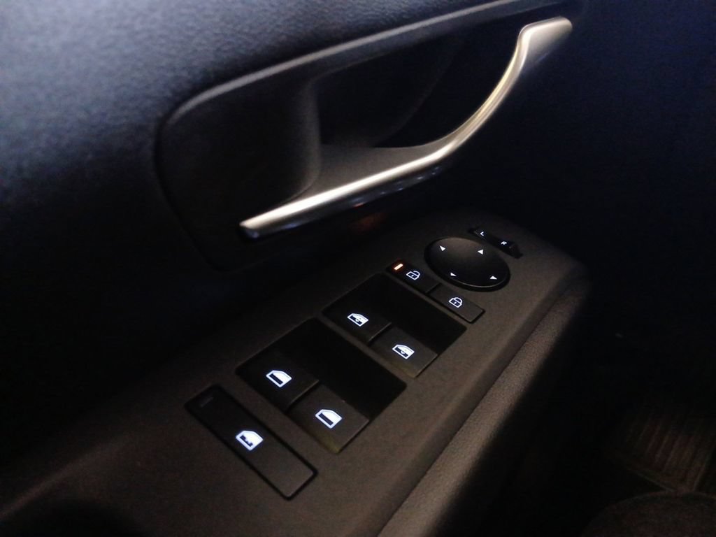 New 2026 Hyundai Santa Cruz SEL FWD image 18