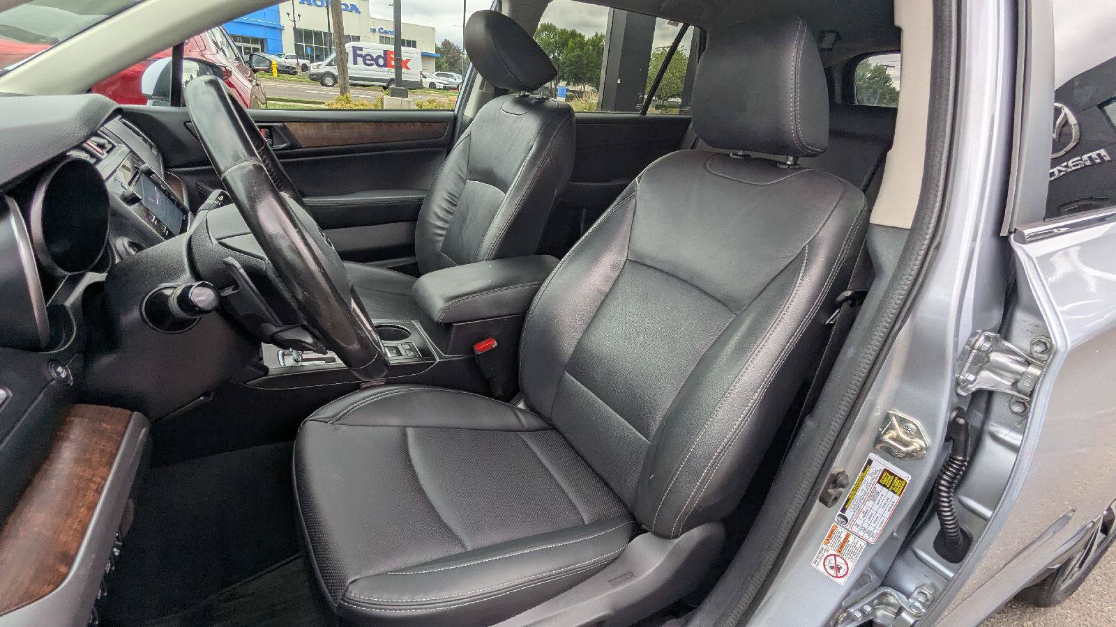 Used 2016 Subaru Outback 2.5i Limited AWD/4WD image 19