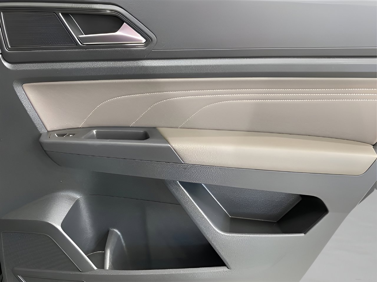 Used 2021 Volkswagen Atlas SE w/ Panoramic Sunroof Package image 11