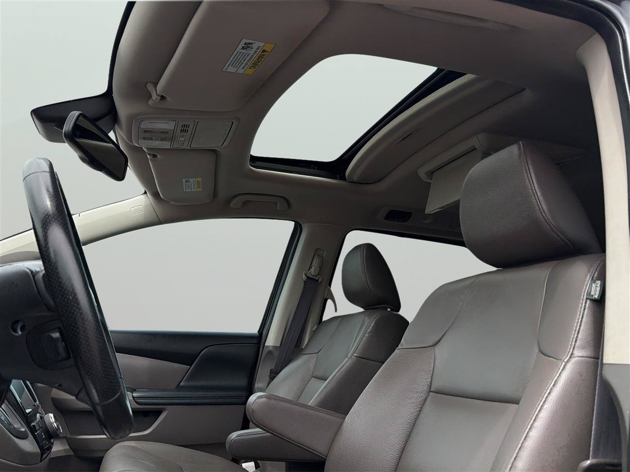 Used 2016 Honda Odyssey Touring Elite image 15