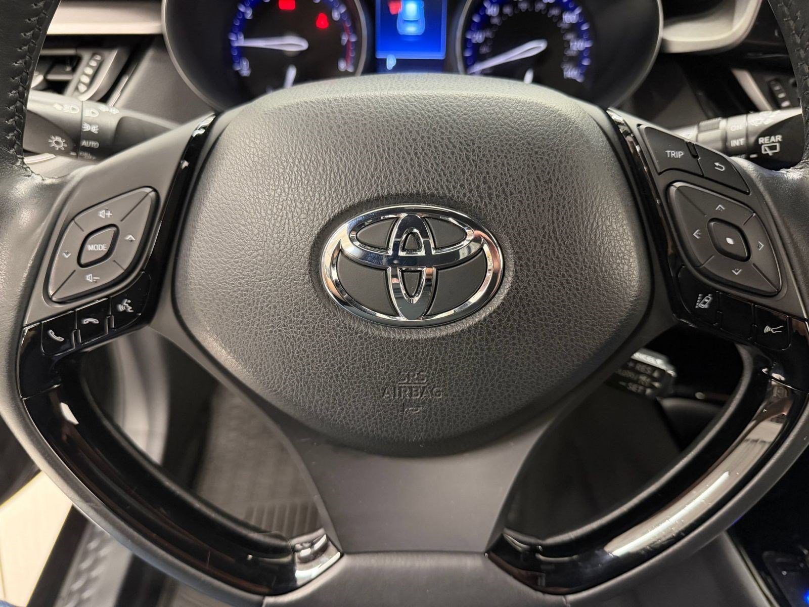 Used 2021 Toyota C-HR Nightshade FWD image 9