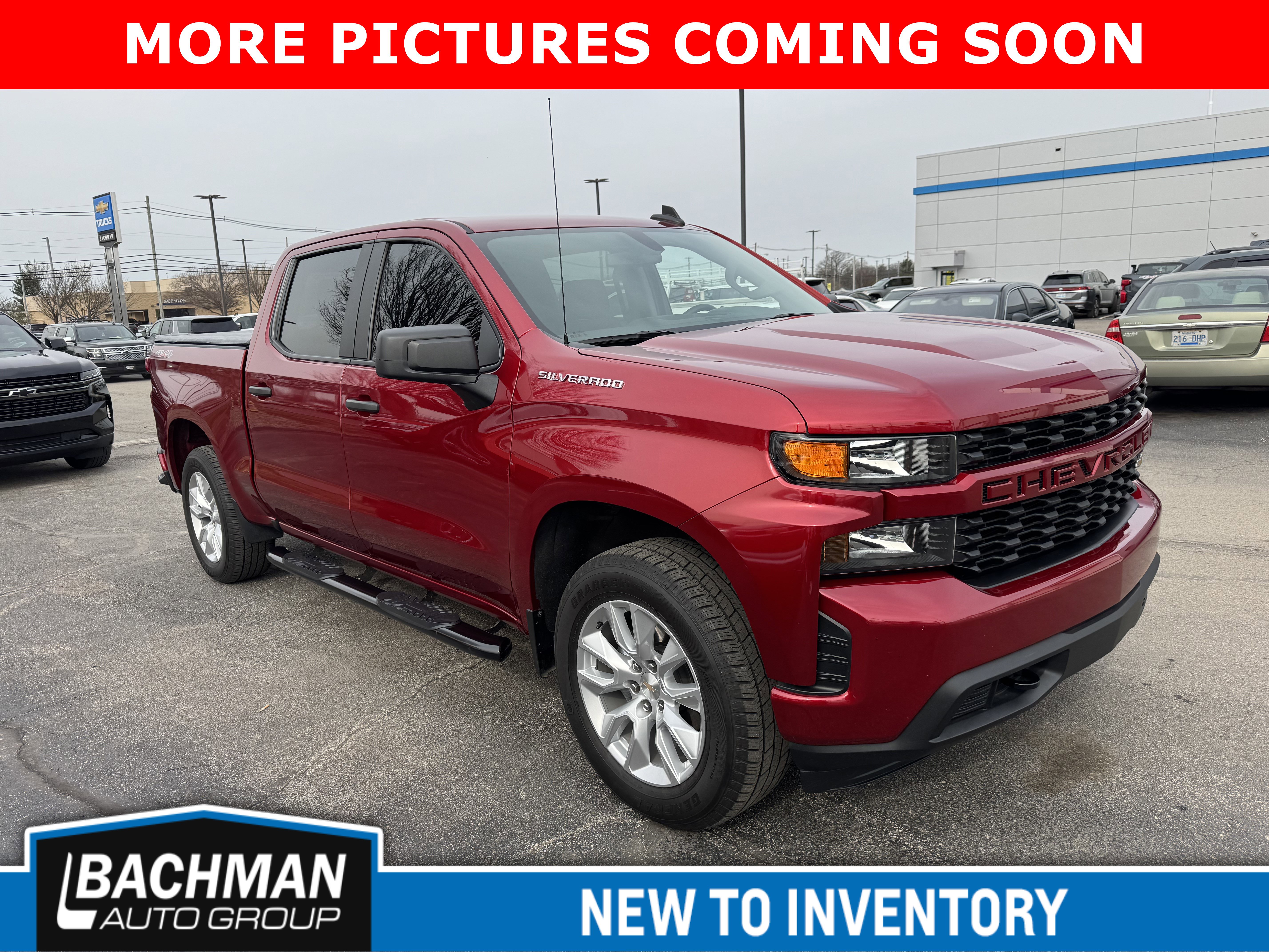 Used 2022 Chevrolet Silverado 1500 Custom image 2