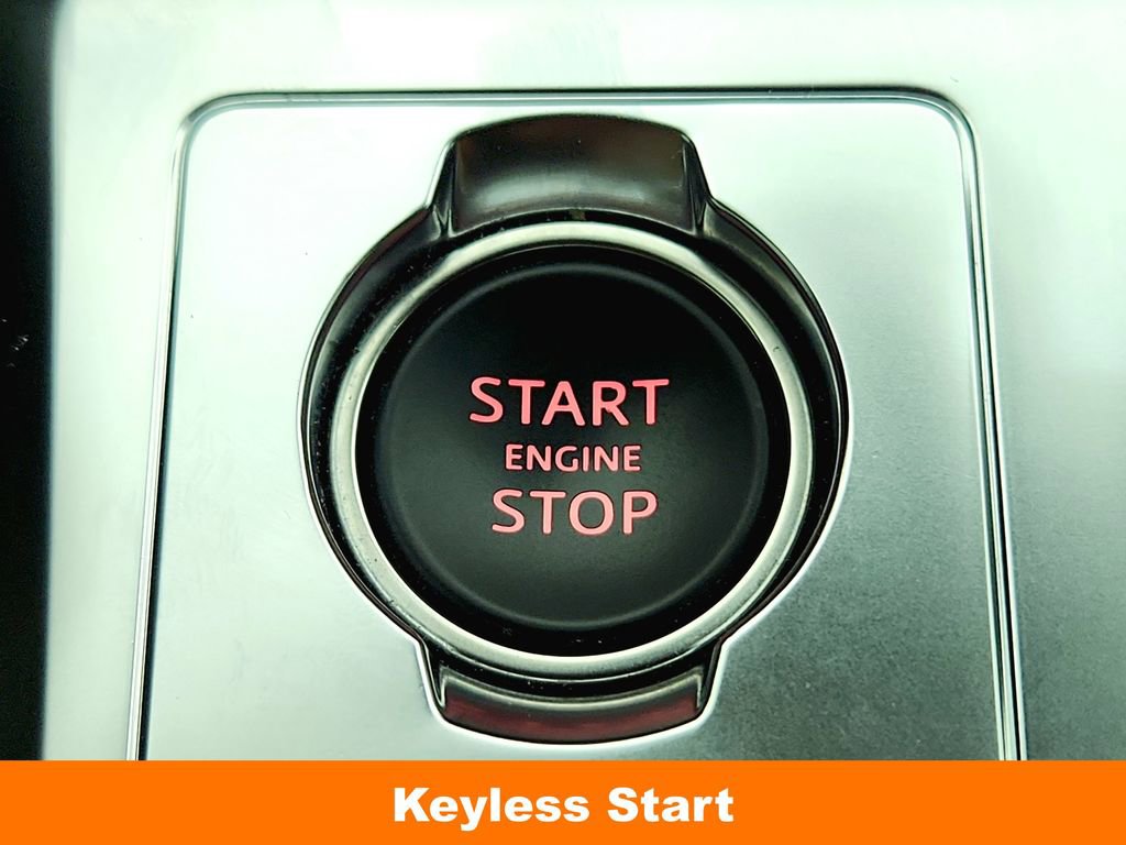 Used 2023 Jaguar F-PACE S image 22