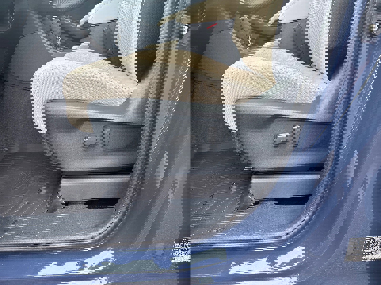 New 2025 Subaru Ascent Premium image 13