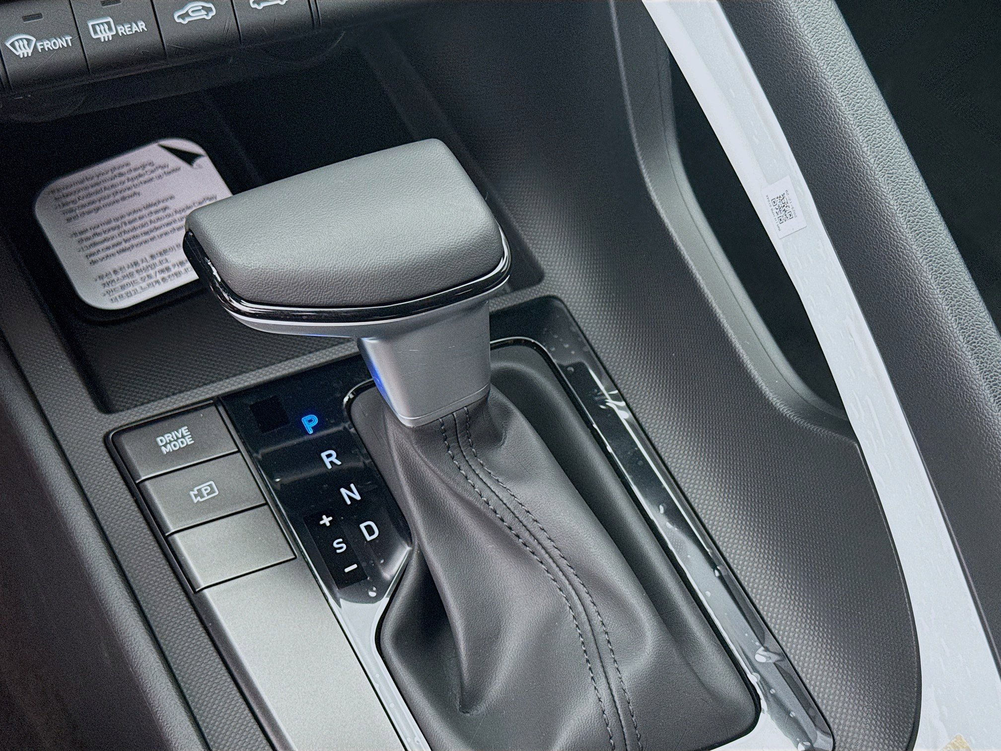 New 2026 Hyundai Elantra Sport FWD image 13