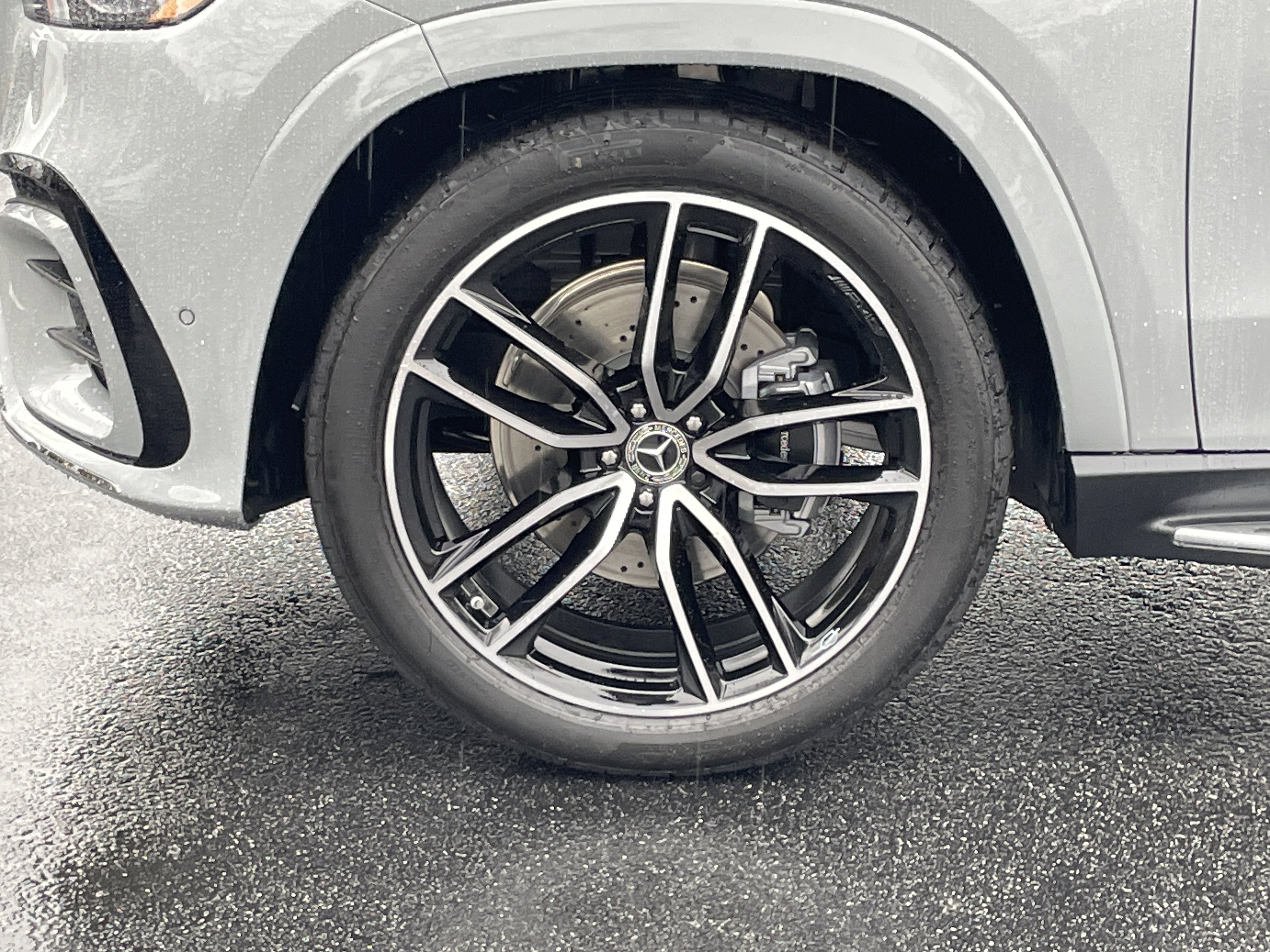 New 2026 Mercedes-Benz GLS 450 4MATIC image 16