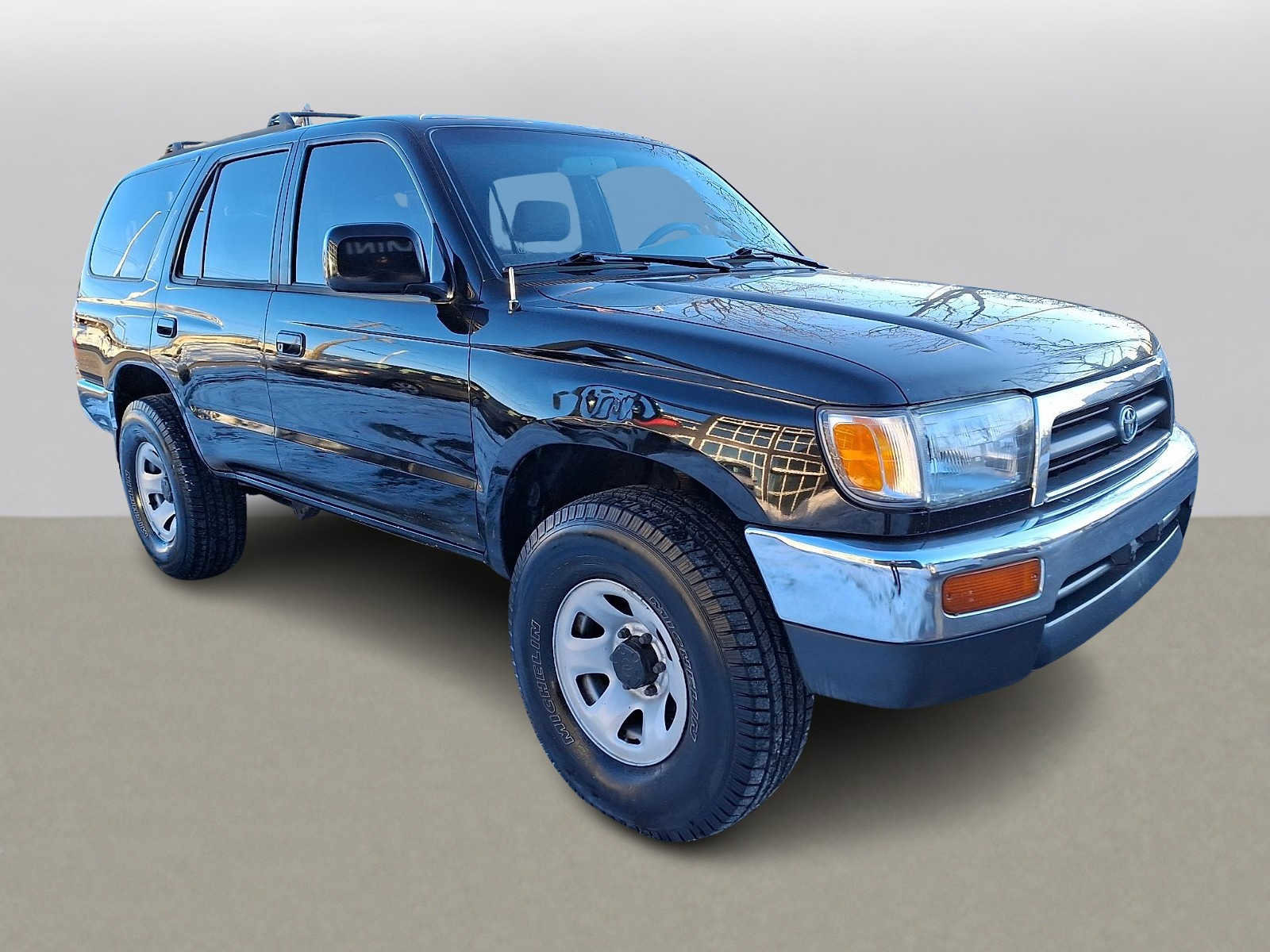 Used 1998 Toyota 4Runner SR5 video 3
