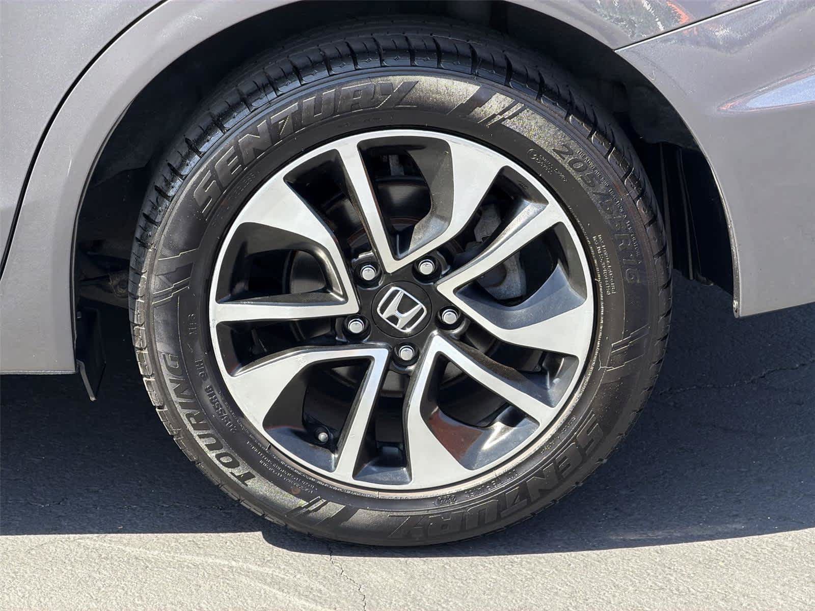 Used 2015 Honda Civic EX image 9