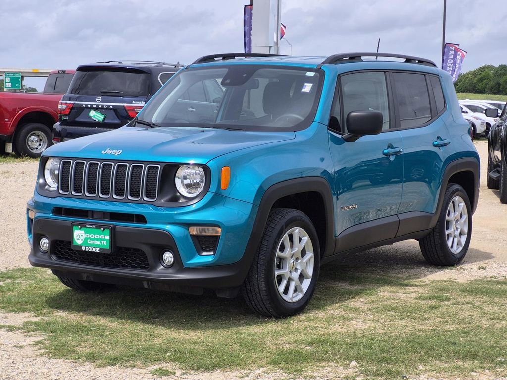 Used 2022 Jeep Renegade Latitude w/ Convenience Group AWD/4WD image 4