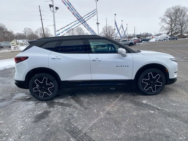 Used 2024 Chevrolet Blazer RS w/ Driver Confidence II Package image 6