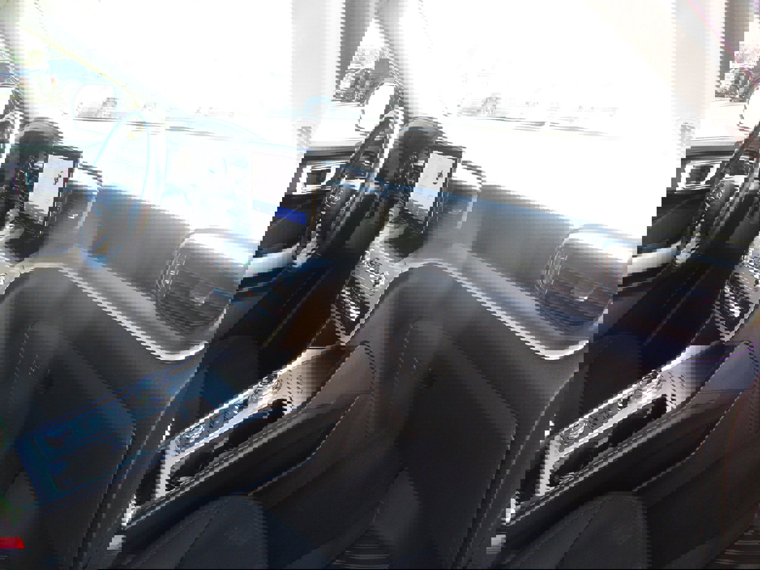 Used 2023 Ford Explorer XLT image 42