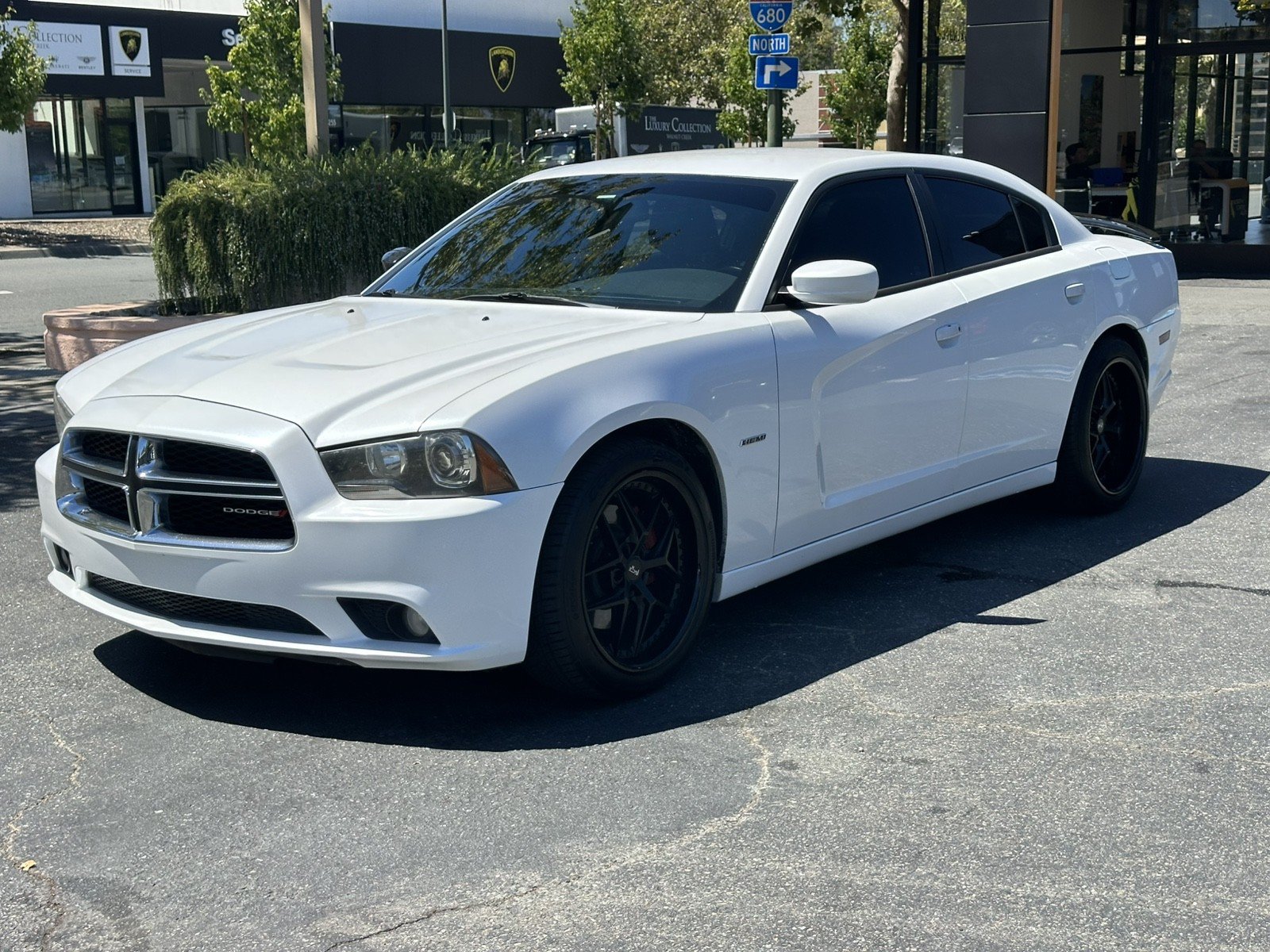 Used 2014 Dodge Charger R/T RWD image 3