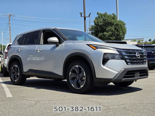 Certified 2024 Nissan Rogue SV FWD image 3