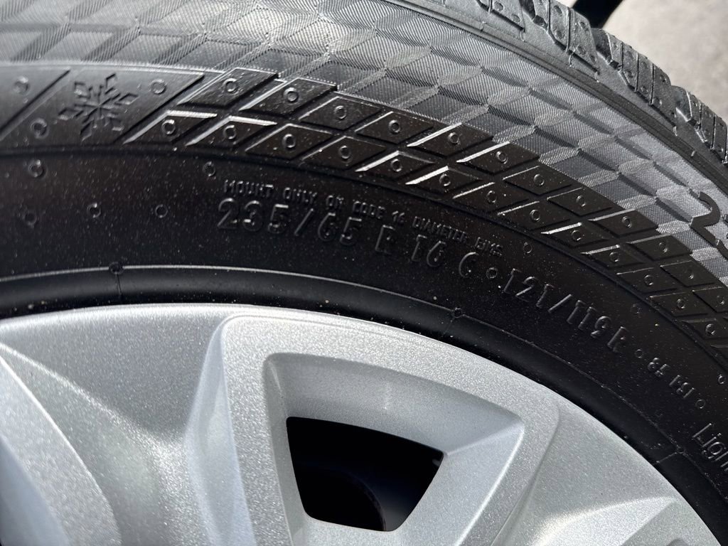 Used 2024 Ford Transit 250 Base w/ Exterior Upgrade Package image 28