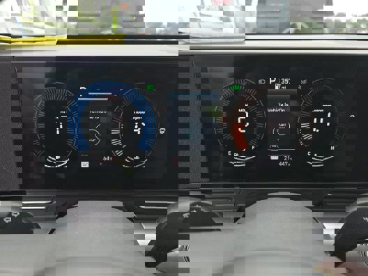 Used 2025 Hyundai Kona SEL image 10