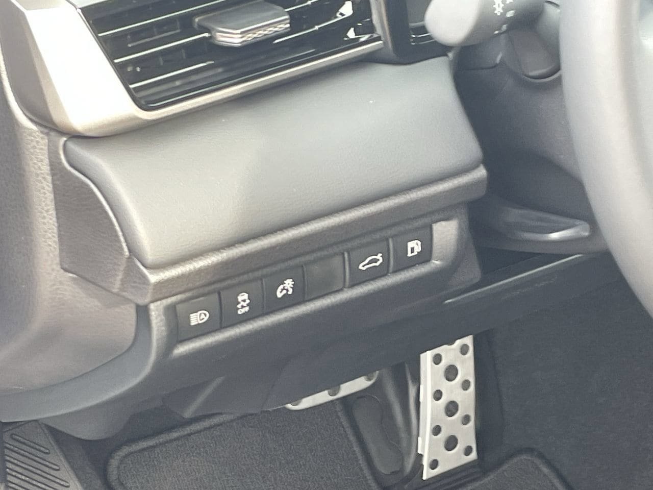 New 2026 Toyota Camry XSE FWD image 12