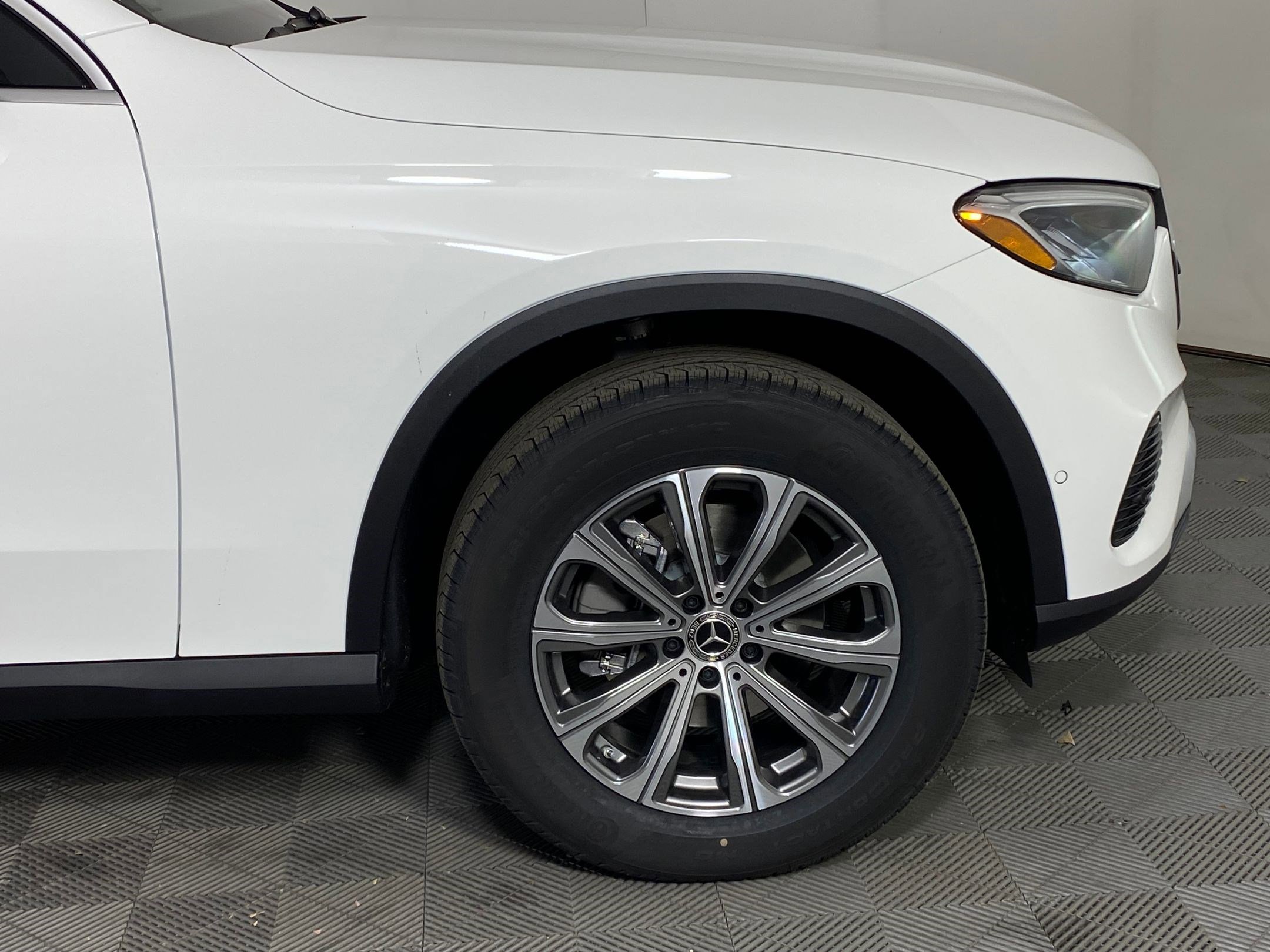 Used 2026 Mercedes-Benz GLC 300 4MATIC image 10