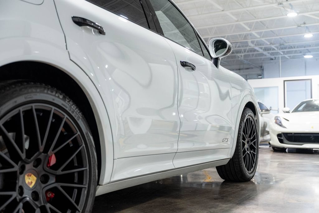 Used 2021 Porsche Cayenne GTS AWD/4WD image 26