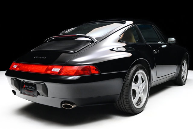 Used 1995 Porsche 911 Carrera RWD image 22
