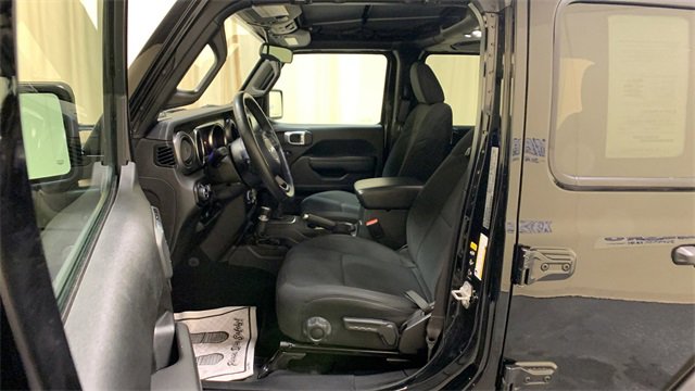 Used 2022 Jeep Wrangler Unlimited Sport image 25