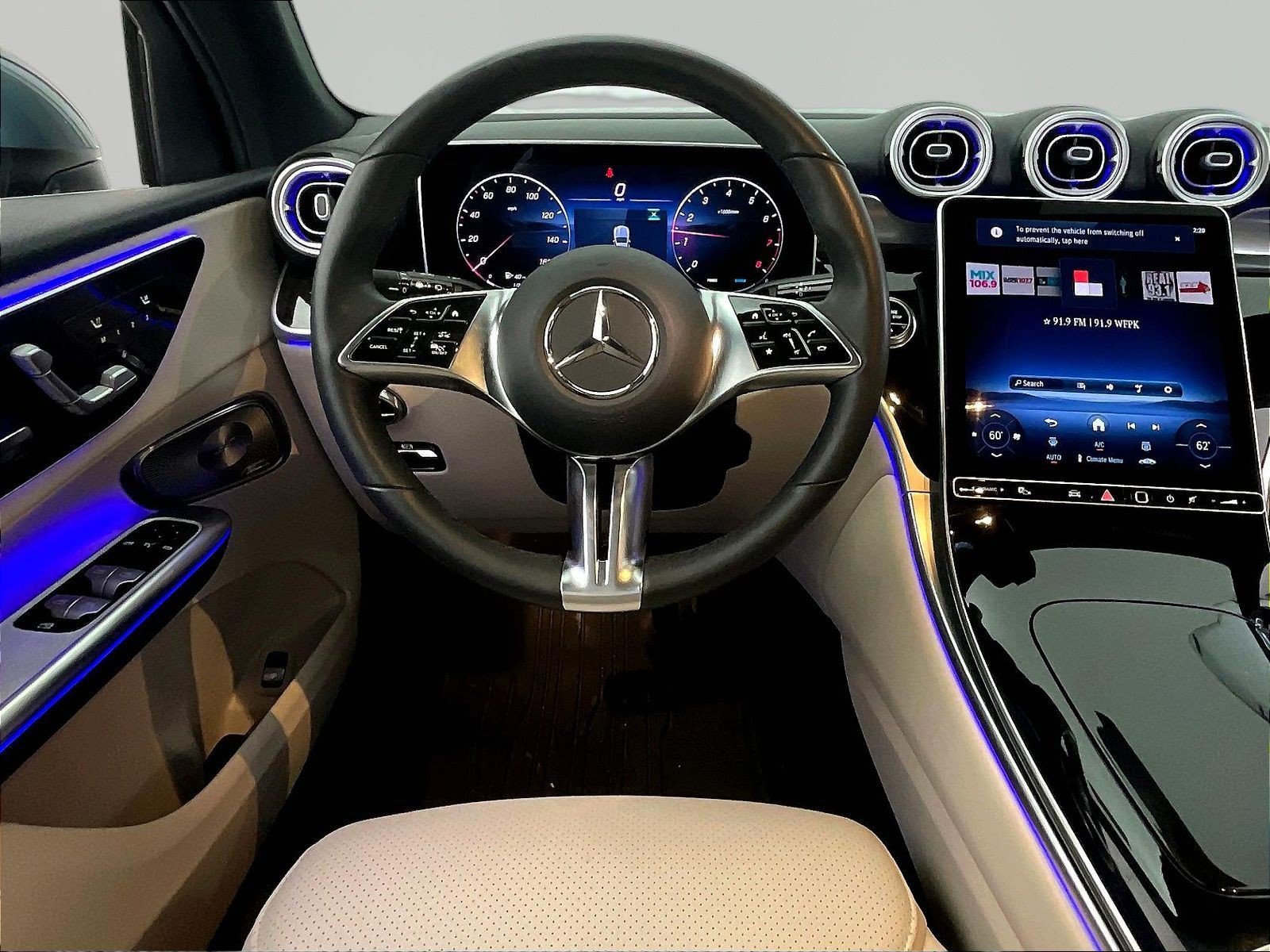 Used 2026 Mercedes-Benz GLC 300 4MATIC image 8
