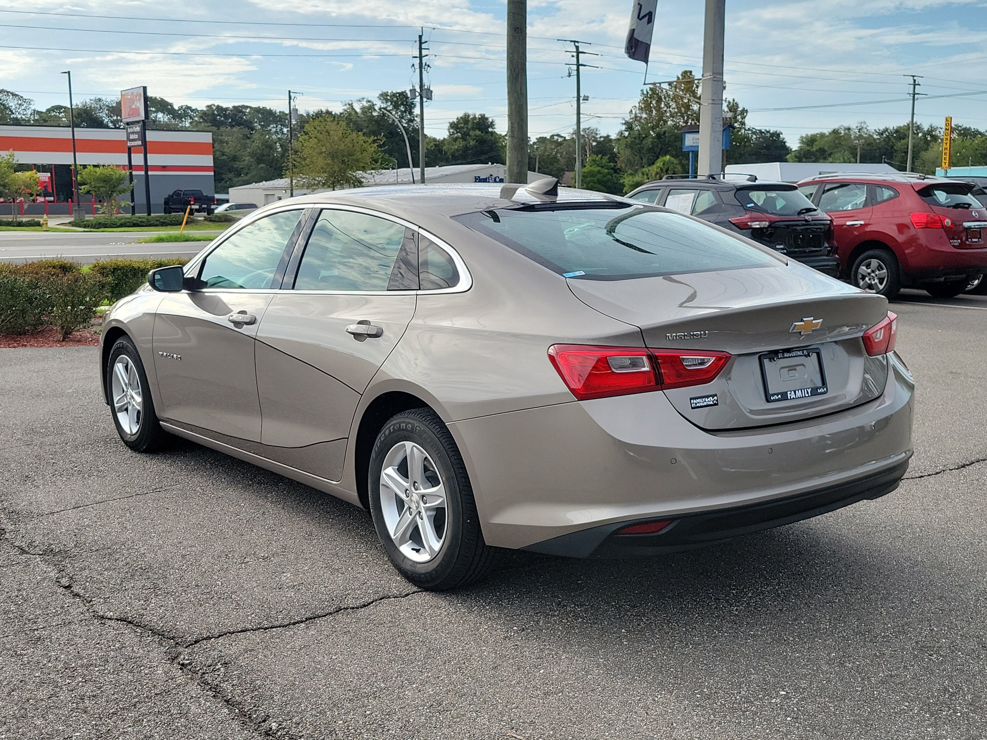 Used 2024 Chevrolet Malibu LS FWD image 4