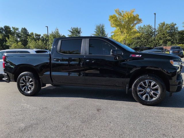 Used 2024 Chevrolet Silverado 1500 RST w/ Convenience Package II AWD/4WD image 3