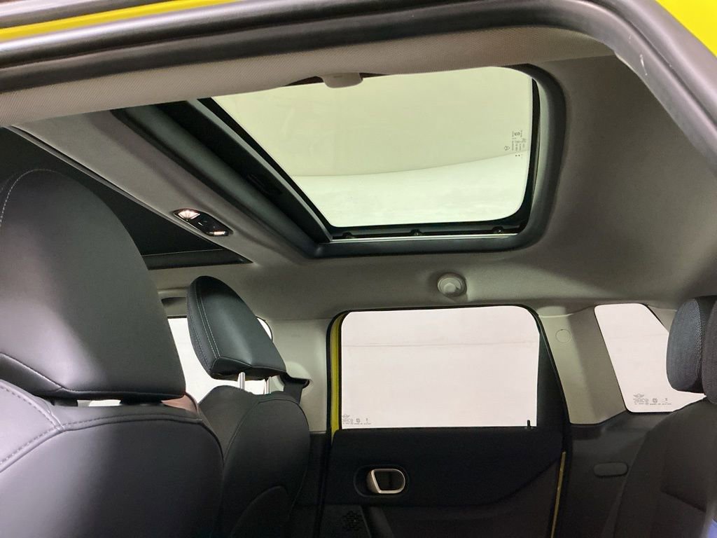 Certified 2025 MINI Cooper S FWD image 25