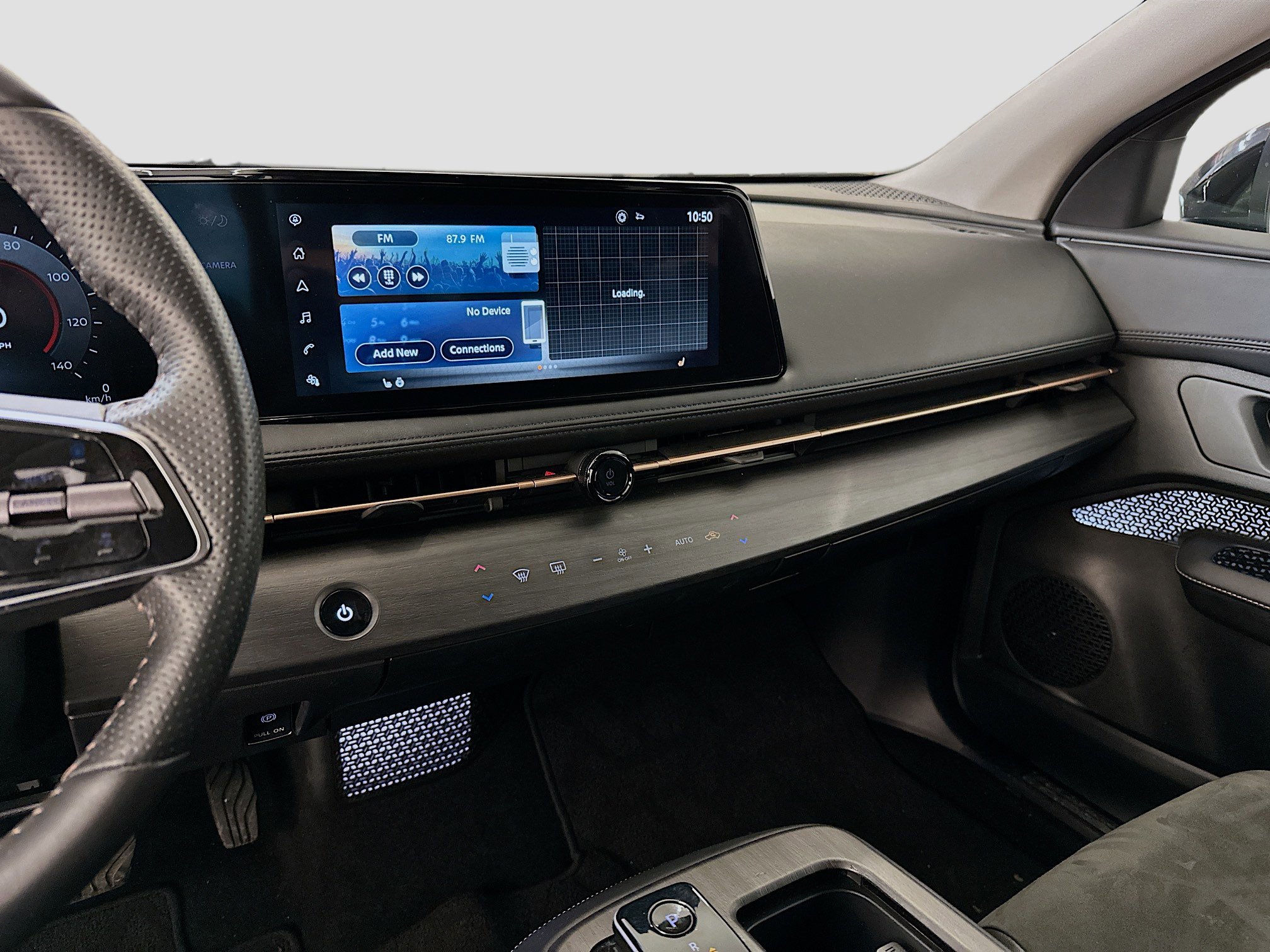 Used 2023 Nissan Ariya AWD image 26