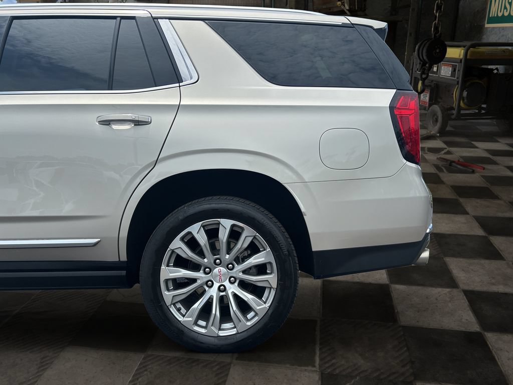 Certified 2023 GMC Yukon Denali AWD/4WD image 10